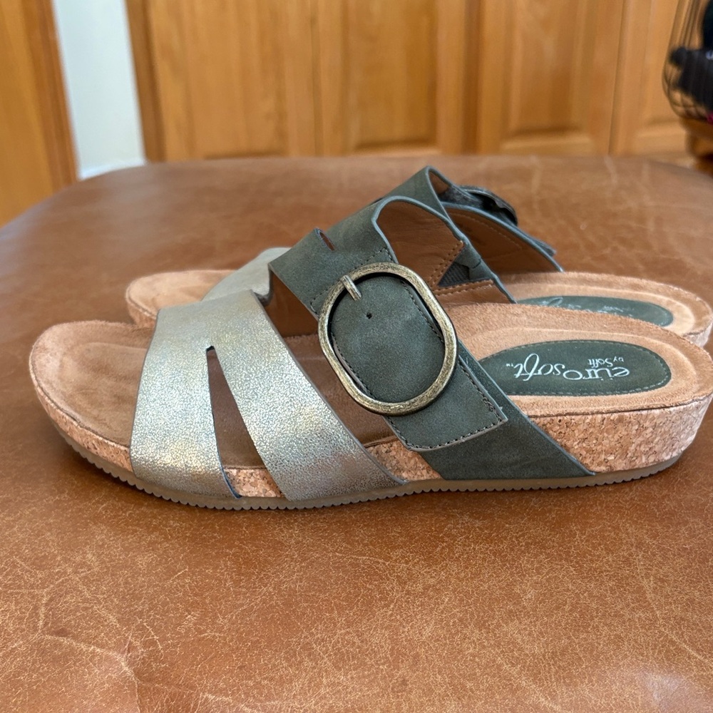 Metallic & Olive Green Slide Sandals - Picture 2 of 3